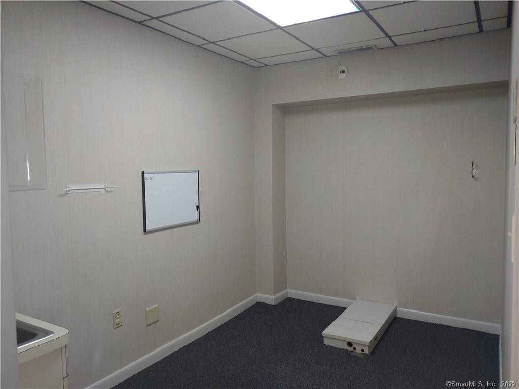 6 Storrs Road Property Photo 17