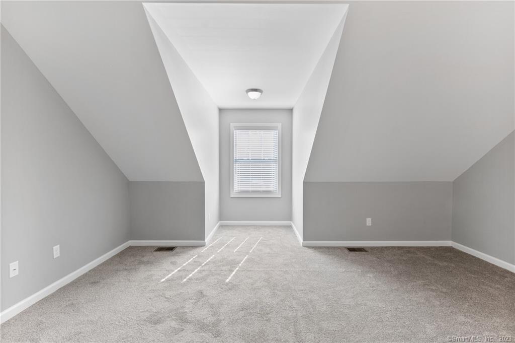 90 Twenty Four Bumper Road Property Photo 18