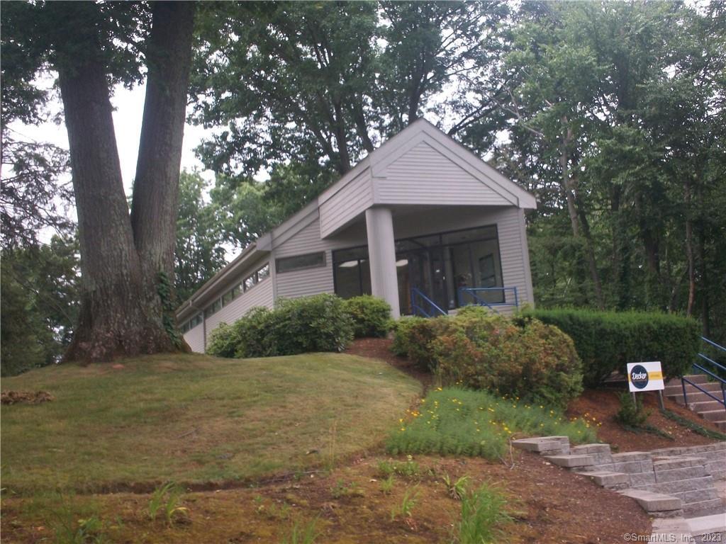 99 Citizens Drive Property Photo 1
