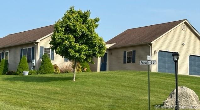 61 Deerwood Drive Property Photo 8