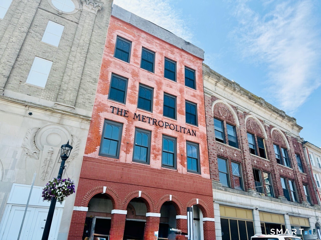 27 Bank Street Property Photo 1