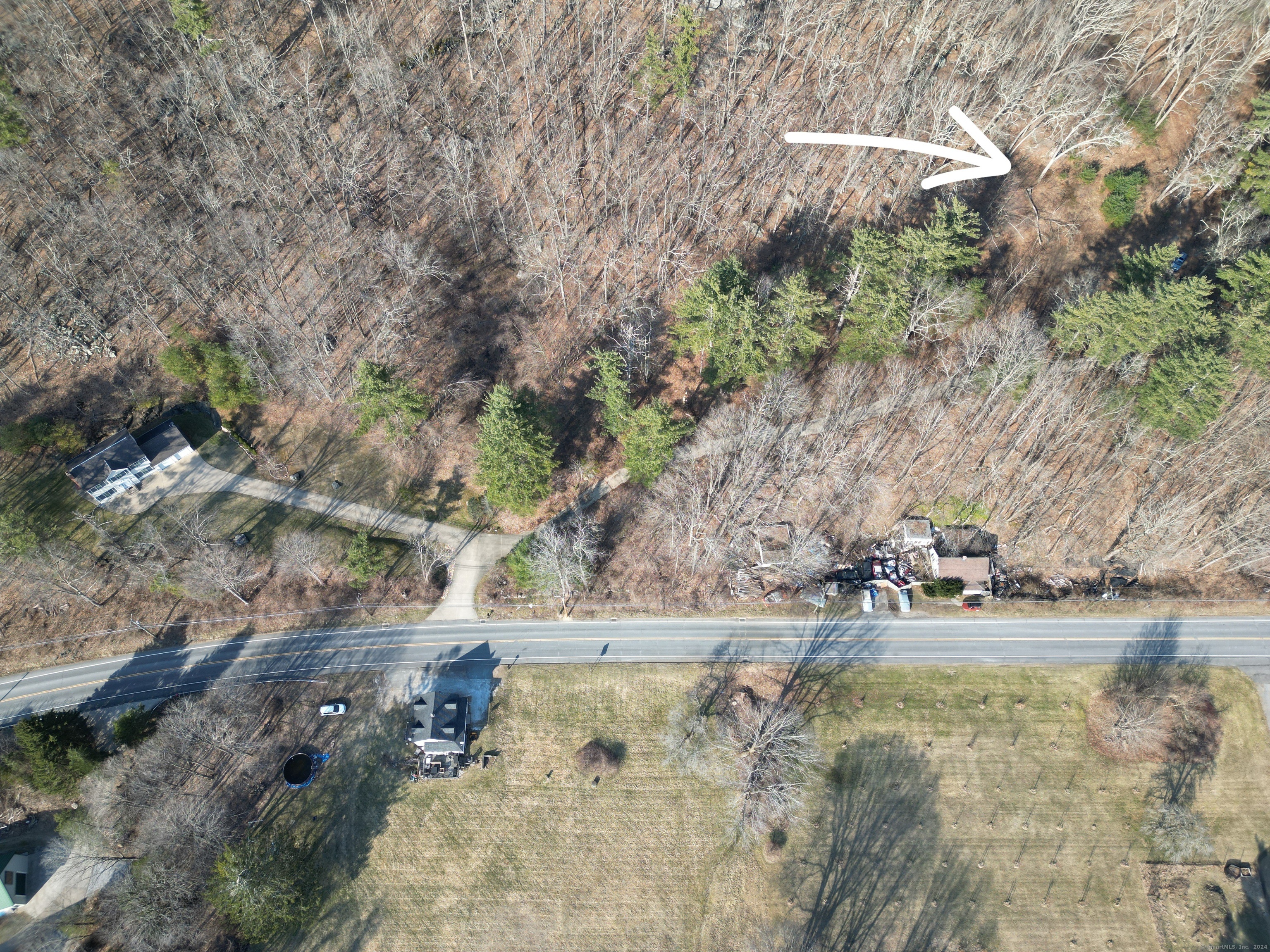 Greenwoods Rd W Property Photo 8
