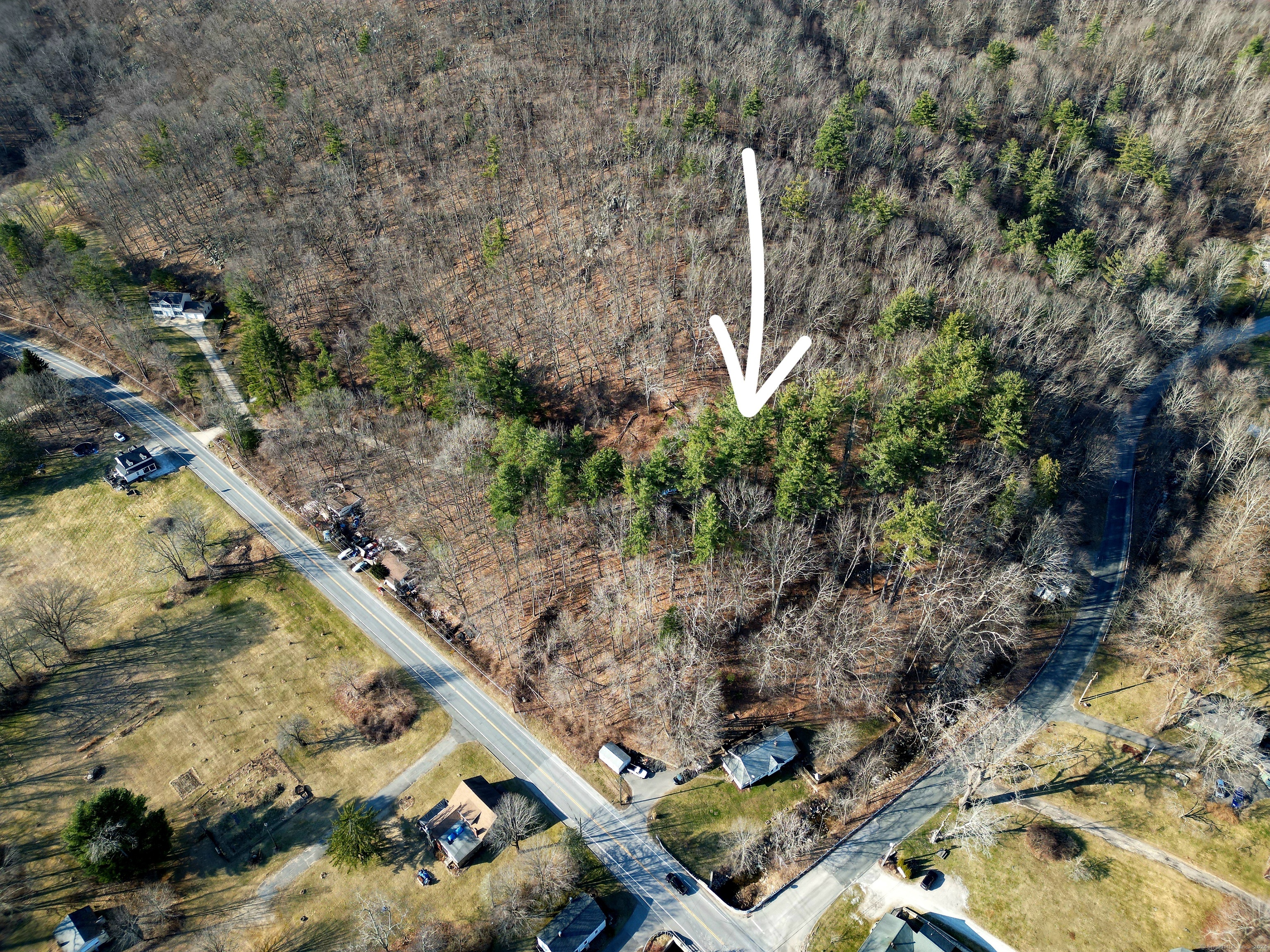 Greenwoods Rd W Property Photo 10