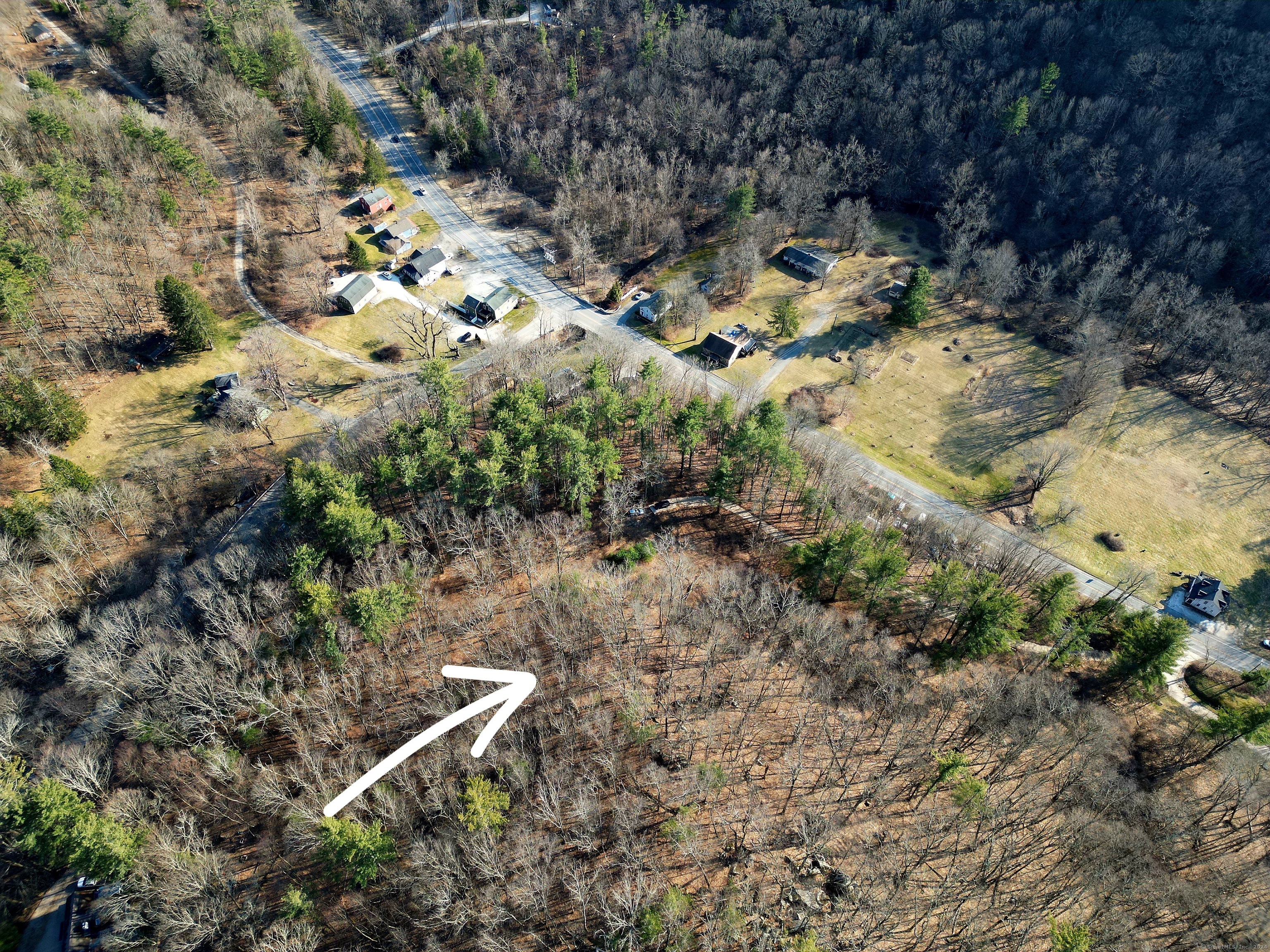 Greenwoods Rd W Property Photo 11