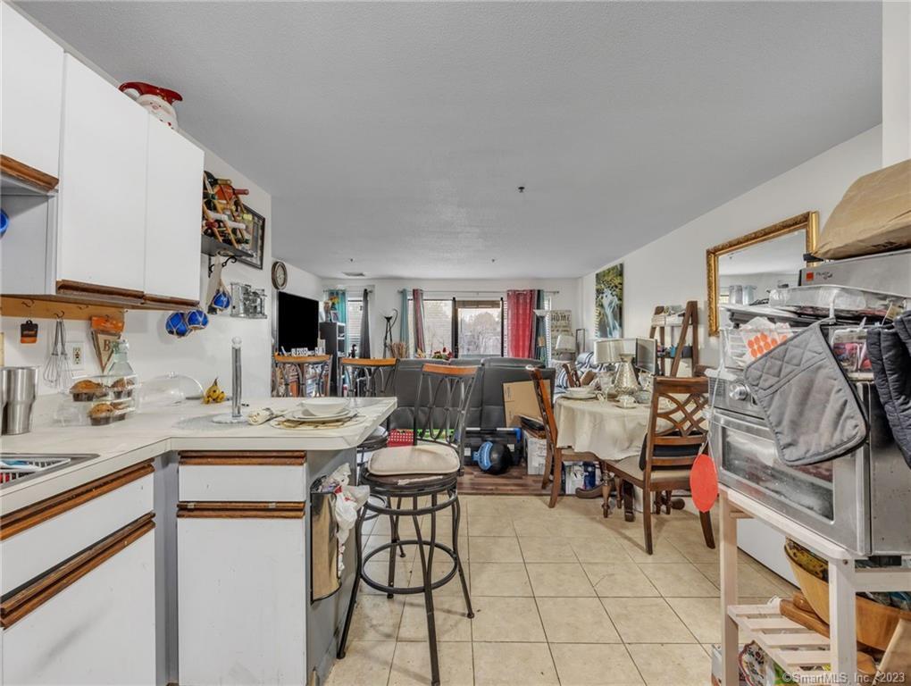 213 Franklin 405 Avenue Property Photo 7
