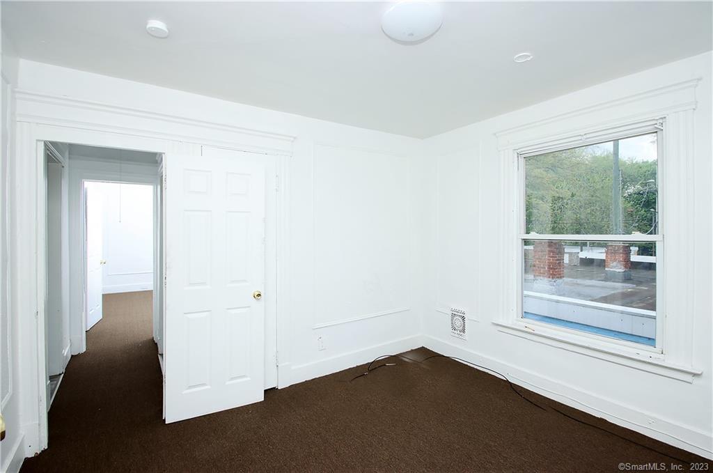 578 Winchester Avenue Property Photo 22