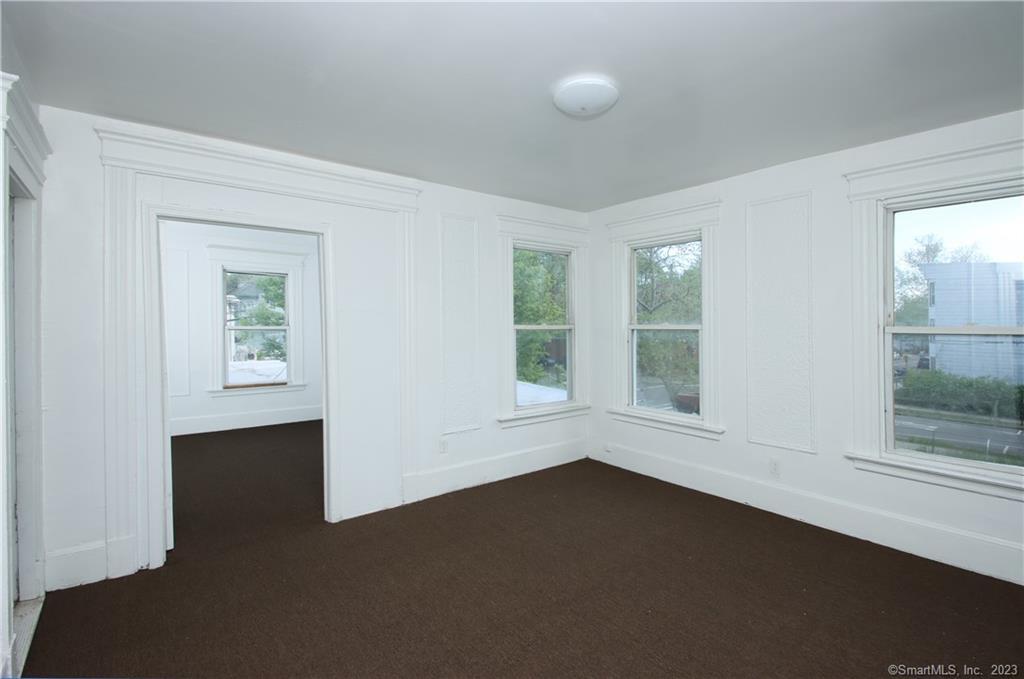 578 Winchester Avenue Property Photo 25