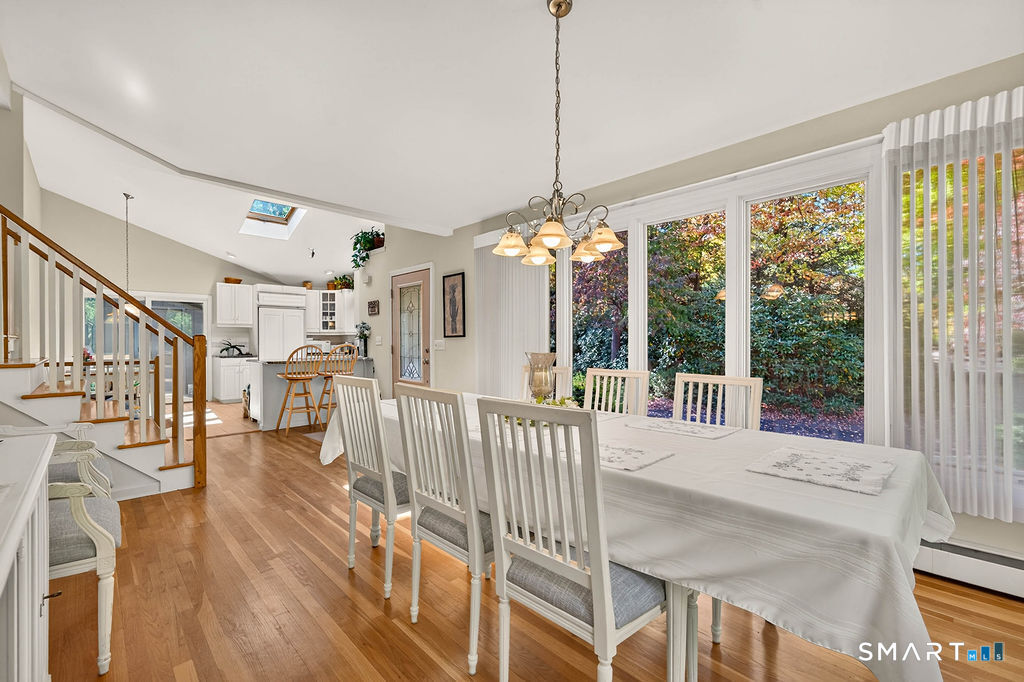 814 Amity Road Property Photo 6