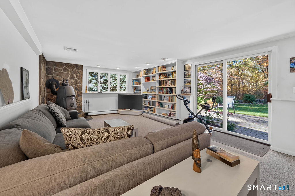 814 Amity Road Property Photo 18