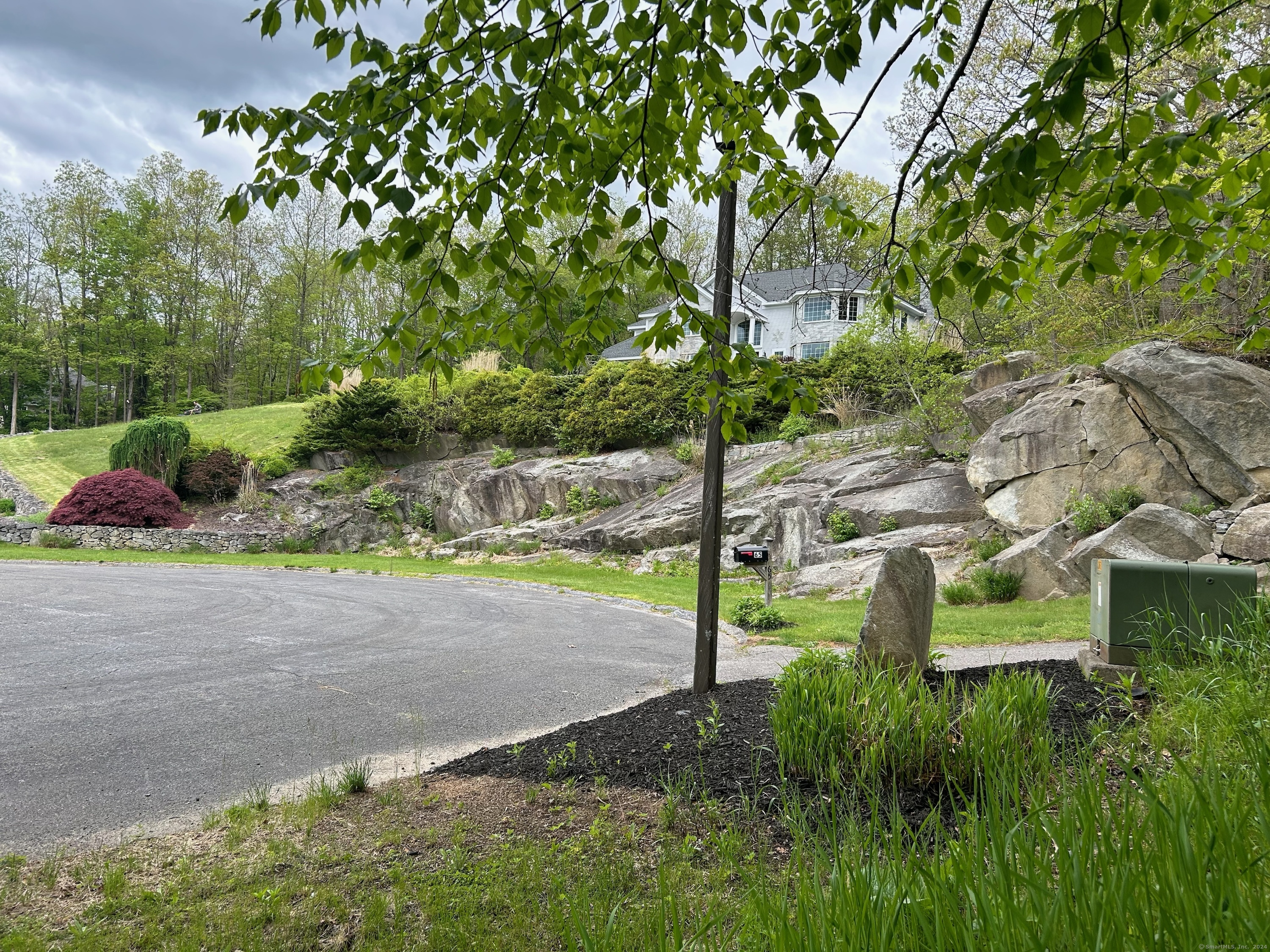68 Westledge Terrace Property Photo 15