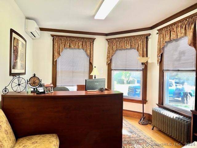 215 Coram 196sf Avenue Property Photo 2