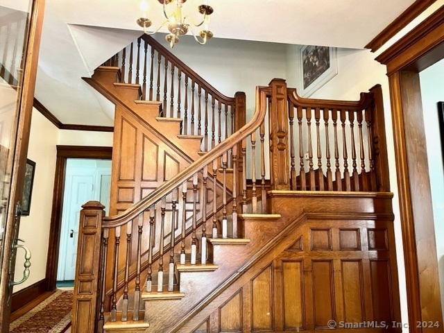 215 Coram 196sf Avenue Property Photo 3