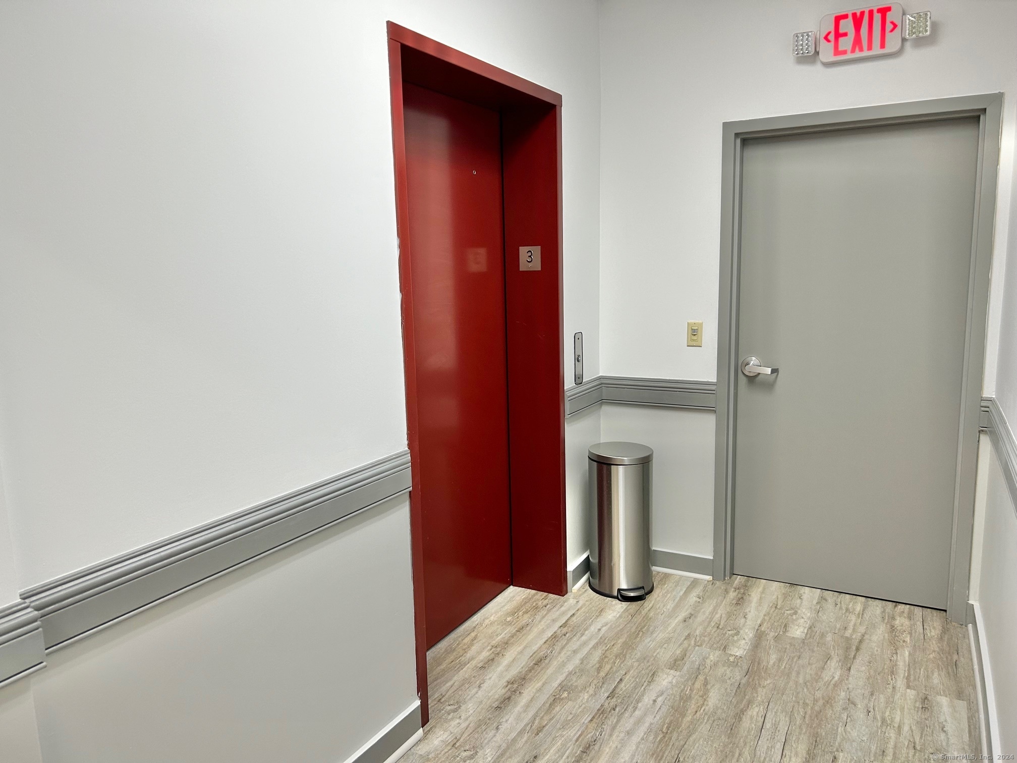 46 Avon West Dental Office Road Property Photo 15