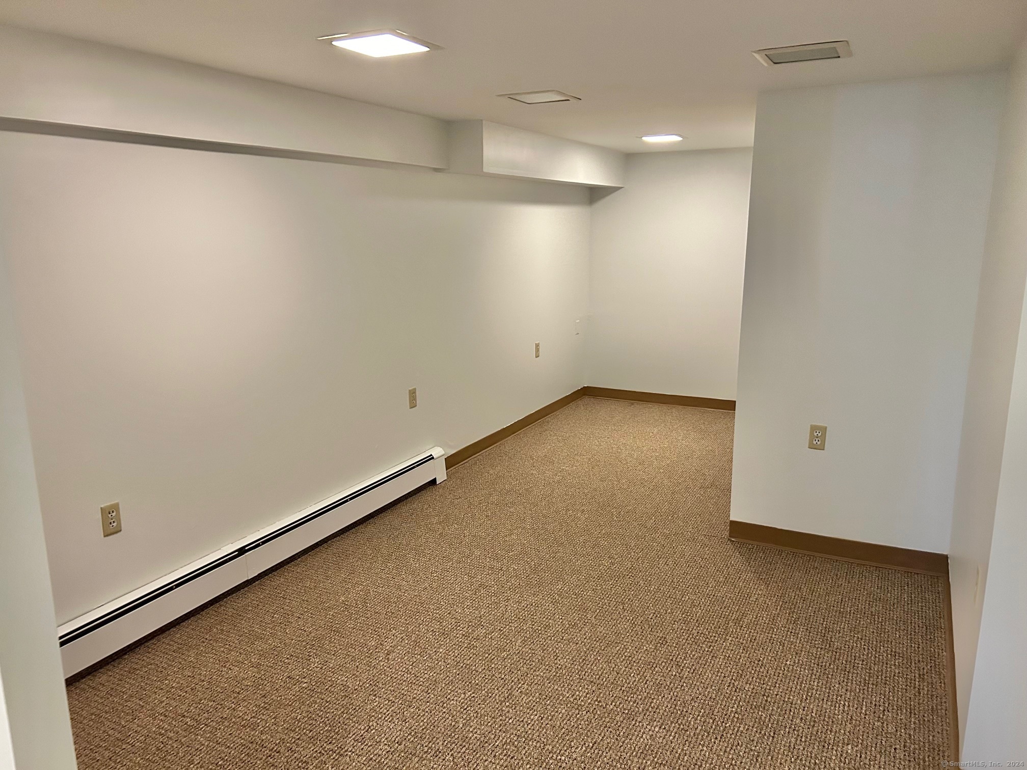 46 Avon West Dental Office Road Property Photo 18