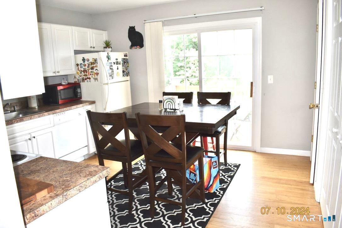 108 Mohican 6 Avenue Property Photo 4