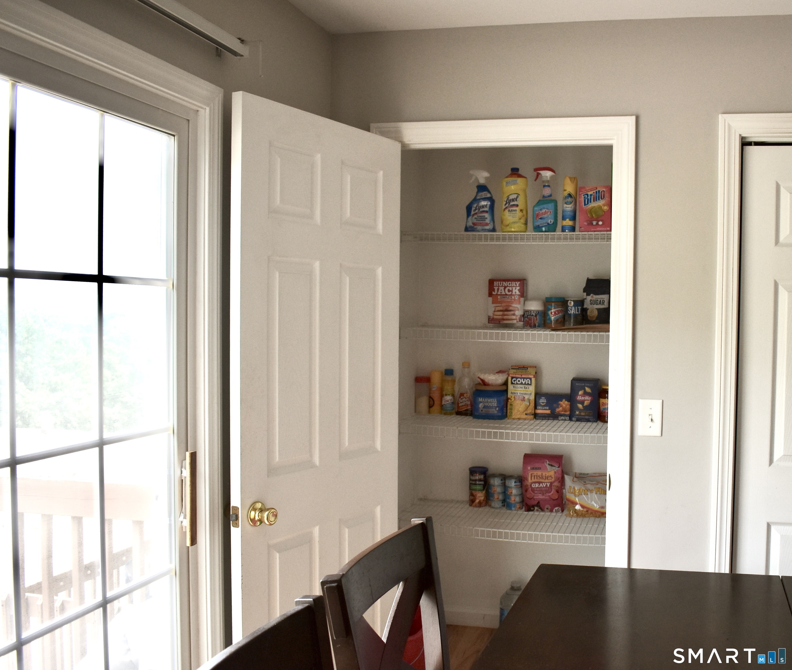 108 Mohican 6 Avenue Property Photo 5