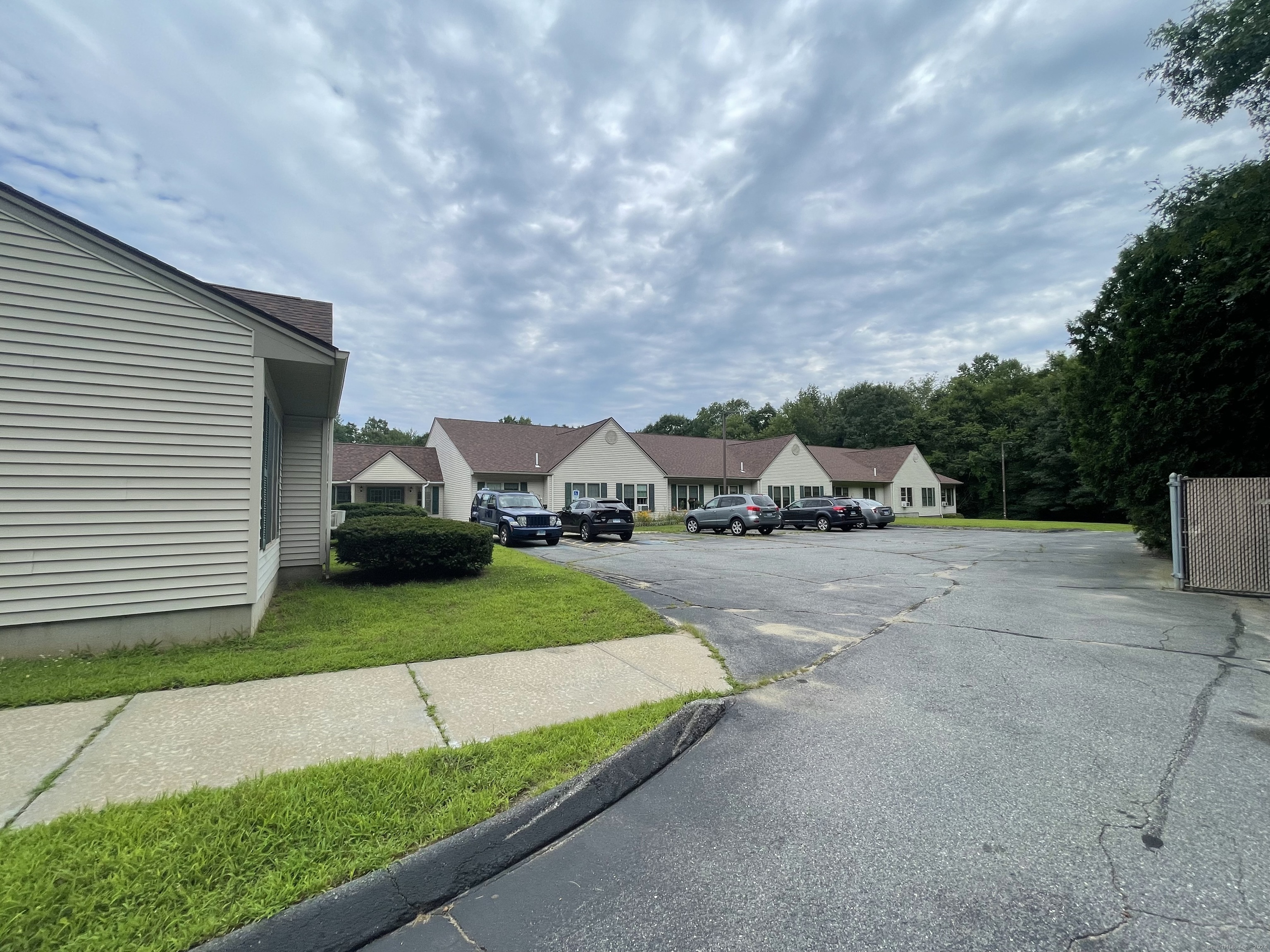 30 Knollwood Drive Property Photo 12