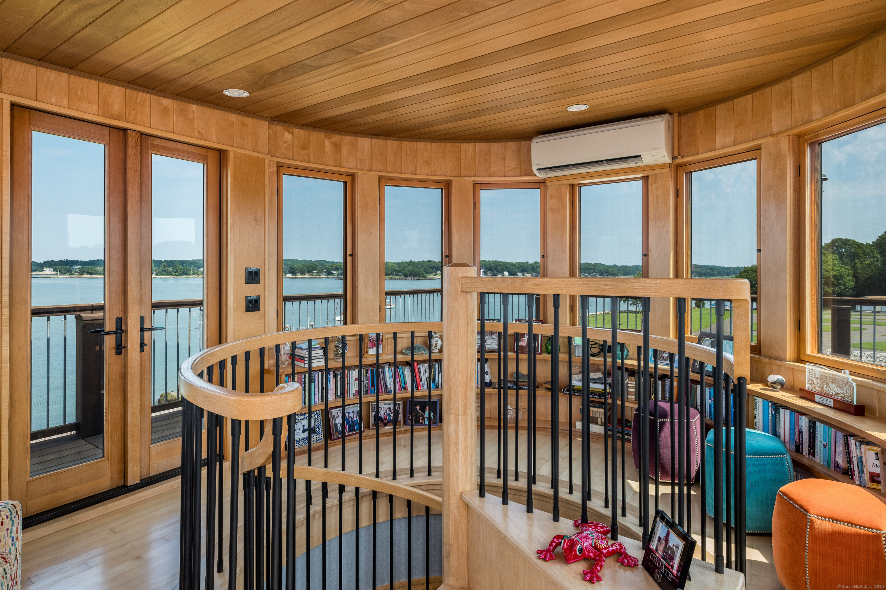 215 Uncas Point Road Property Photo 24