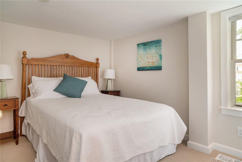 43 Soundview Avenue Property Photo 14