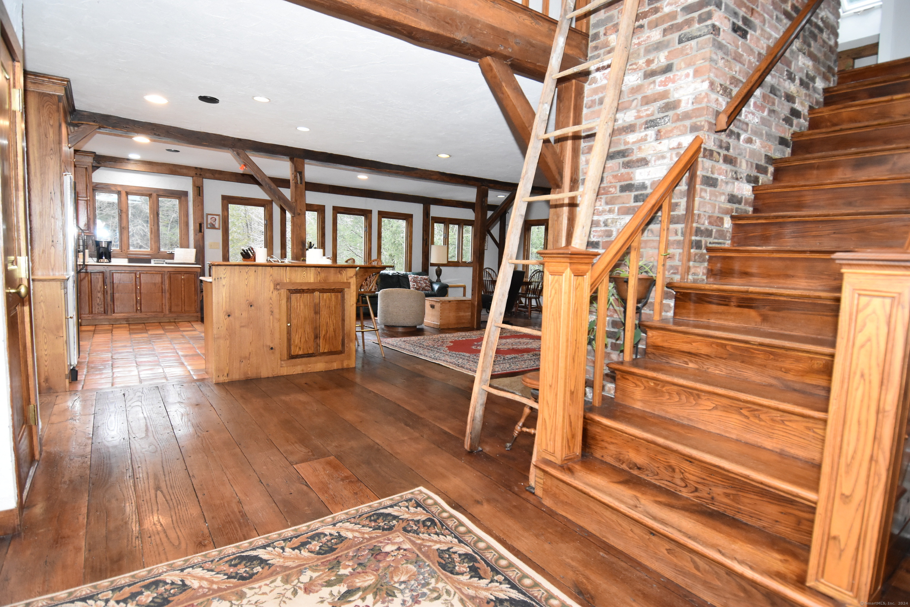 148 Flanders Road Property Photo 8