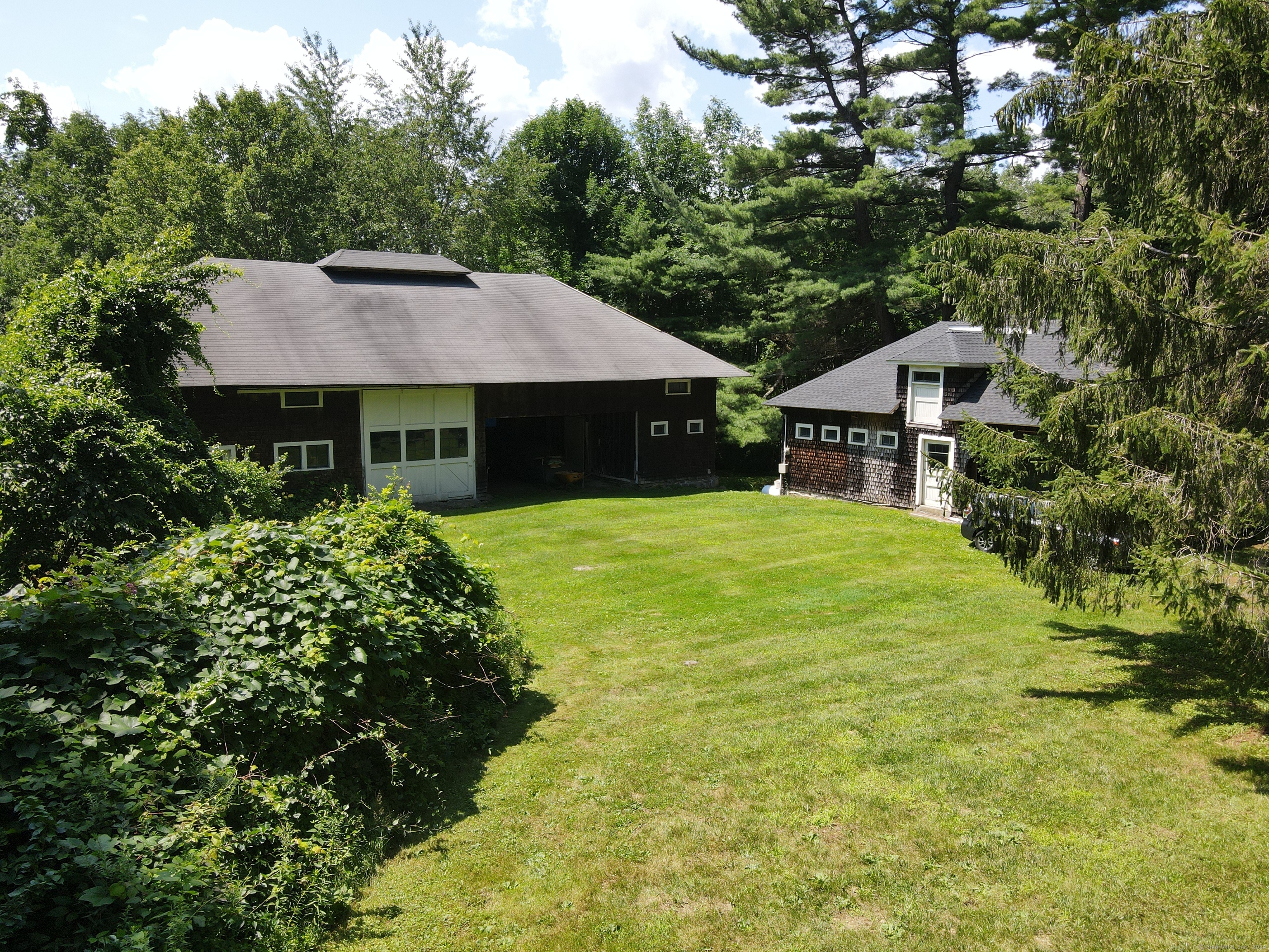 77 Deer Hill Road Property Photo 15
