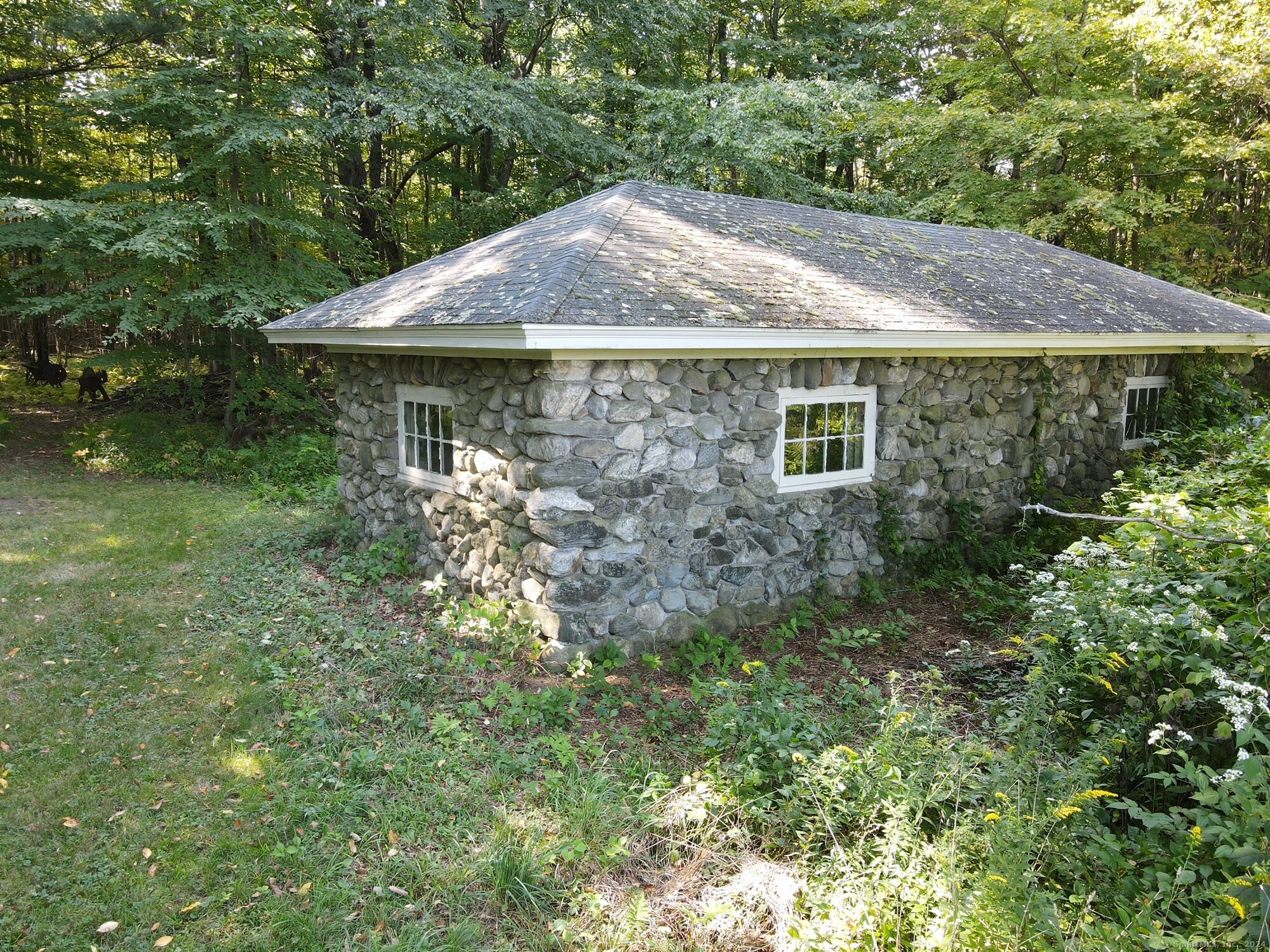 77 Deer Hill Road Property Photo 16