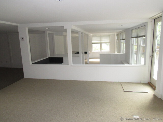 124 Main 3 Street Property Photo 12