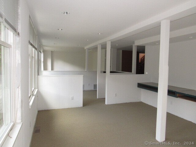 124 Main 3 Street Property Photo 14