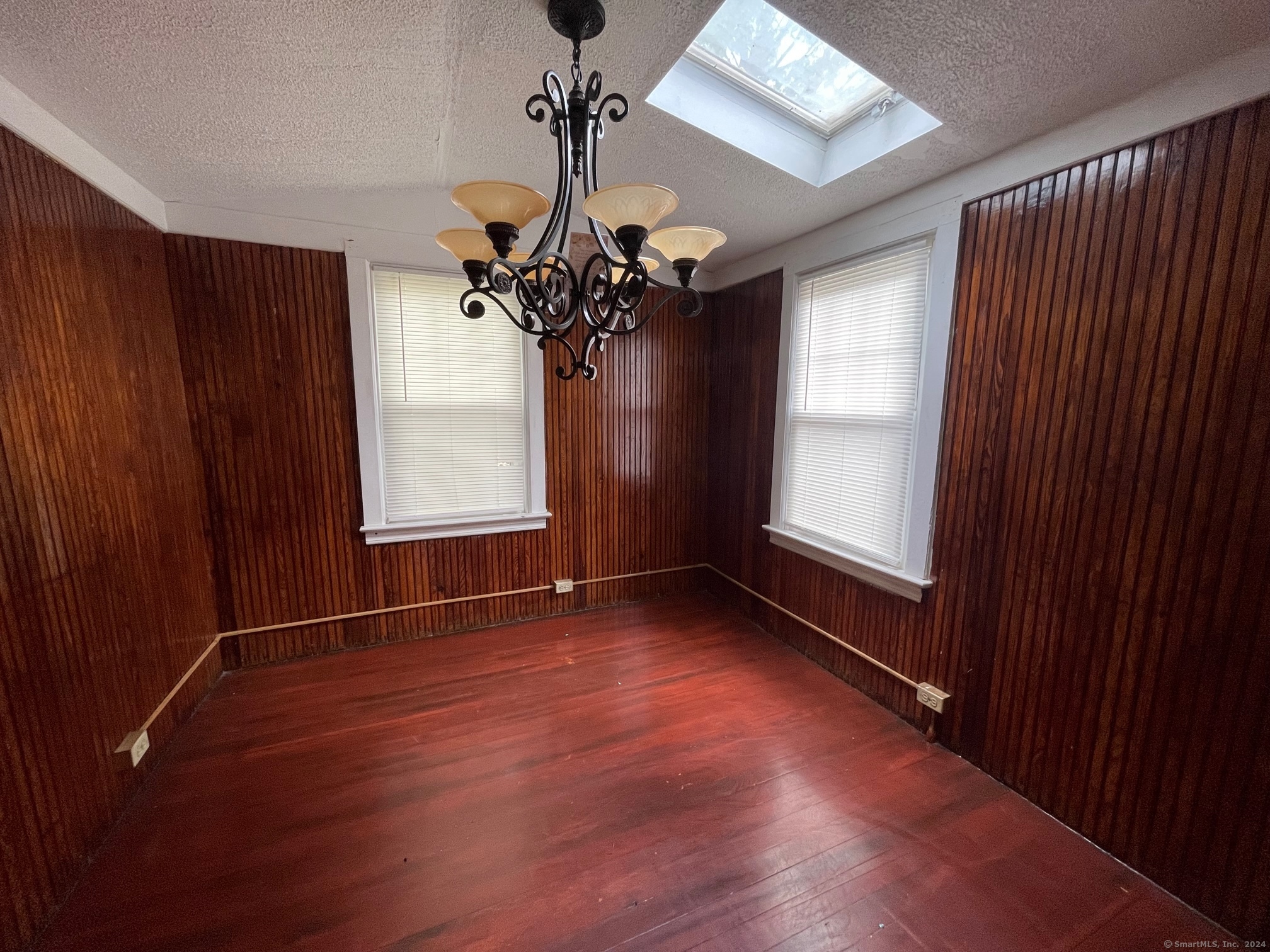 279 Talman Extension Property Photo 6