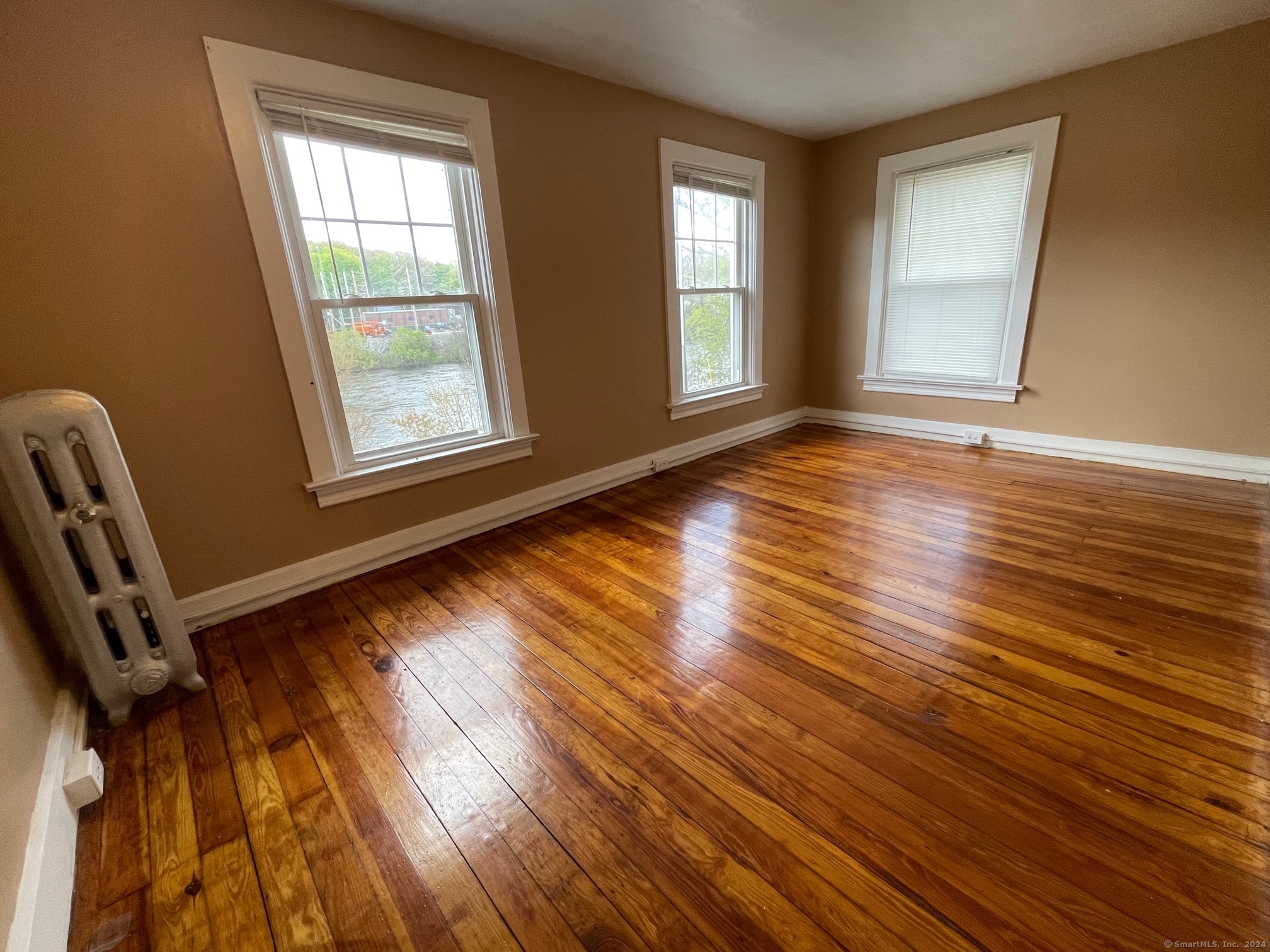 279 Talman Extension Property Photo 10