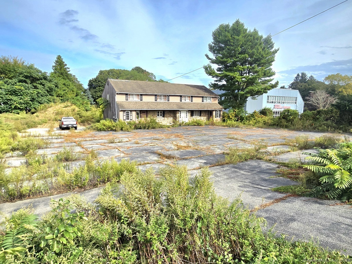 420 Long Hill Road Property Photo 3