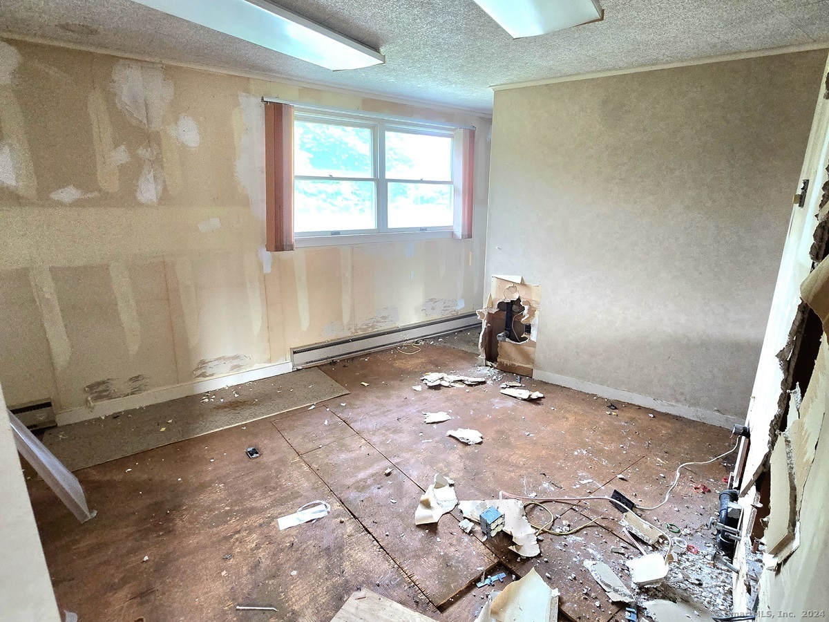420 Long Hill Road Property Photo 24