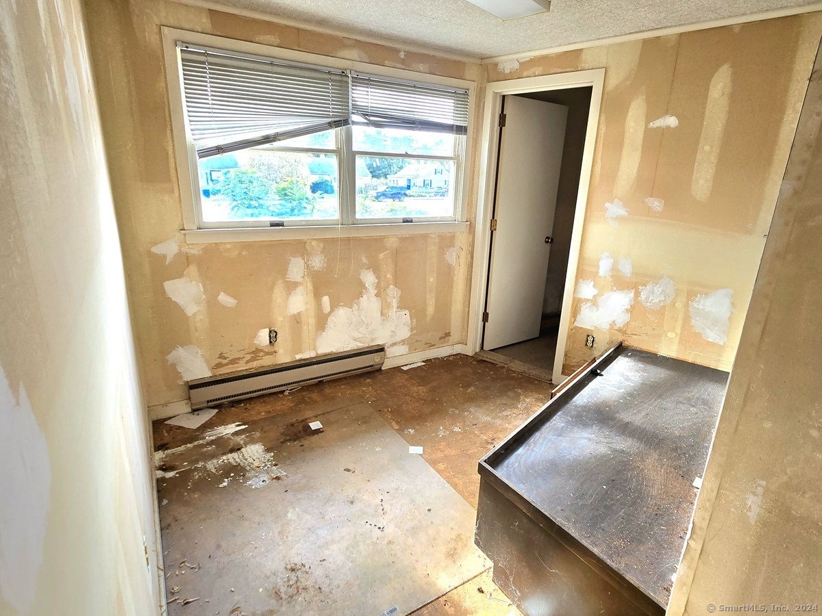 420 Long Hill Road Property Photo 28