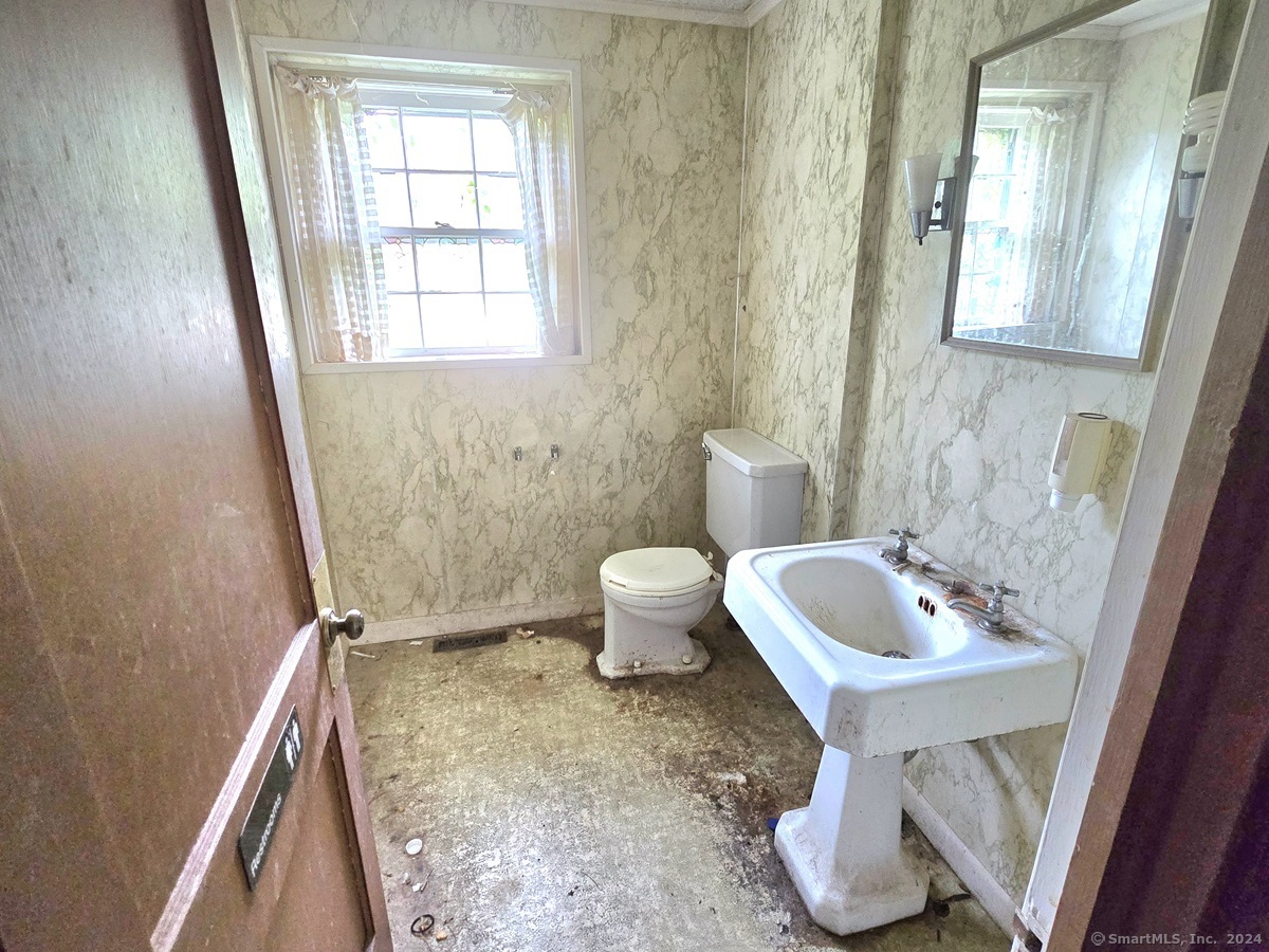 420 Long Hill Road Property Photo 29