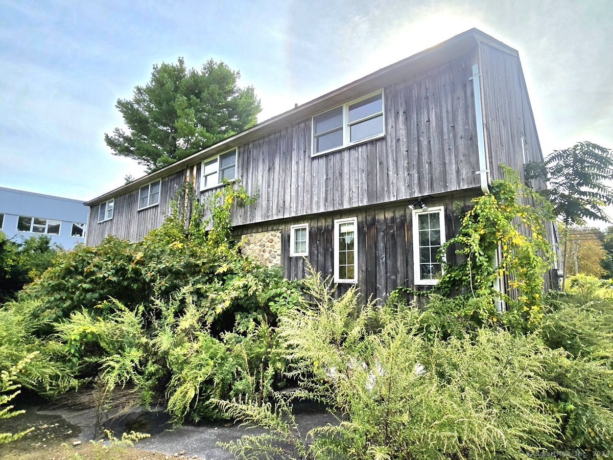 420 Long Hill Road Property Photo 36