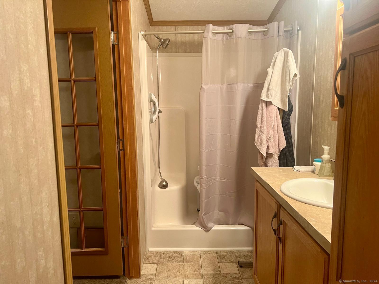 31 Nashua St Property Photo 14