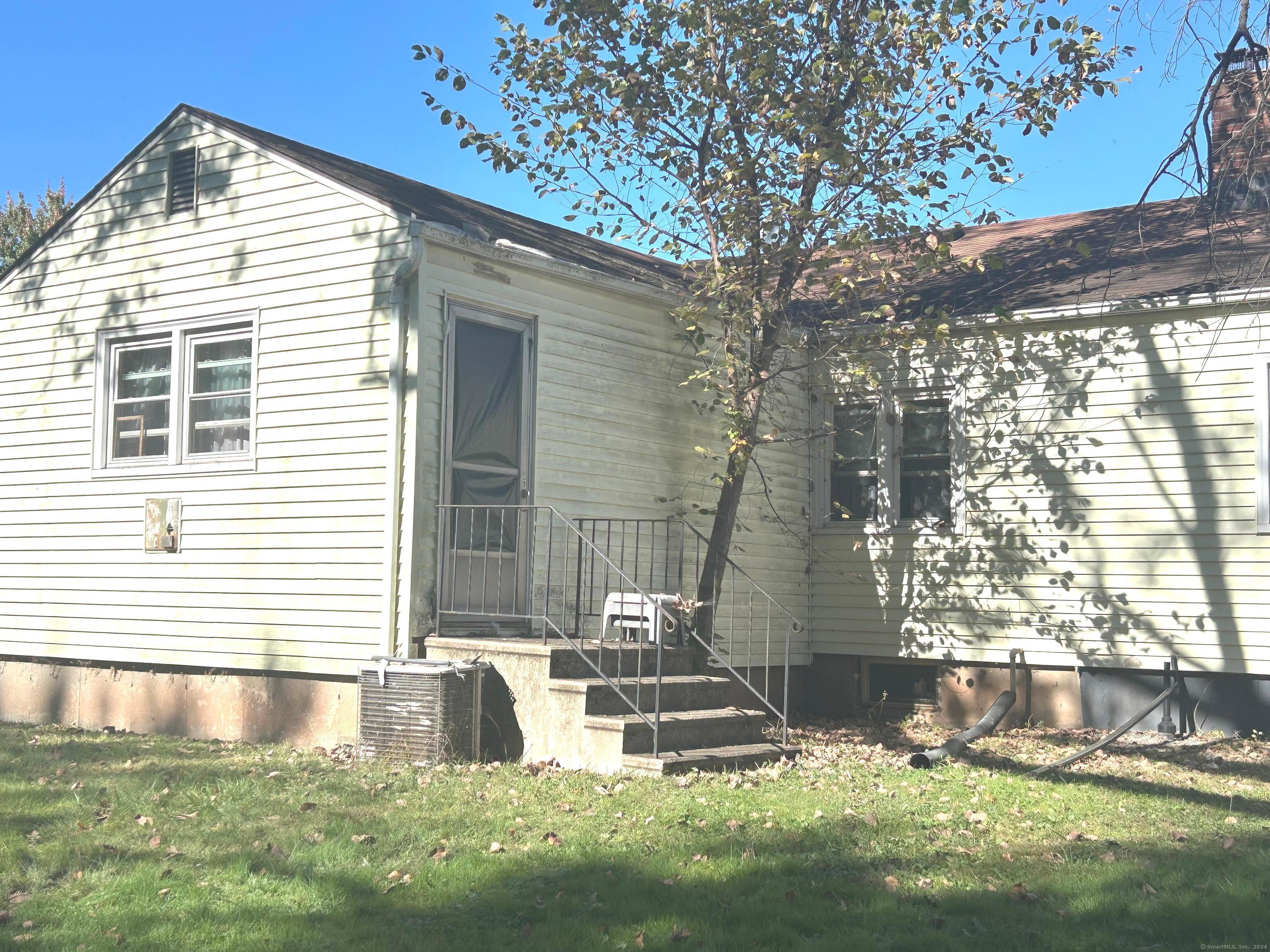 14 8th Street Property Photo 5