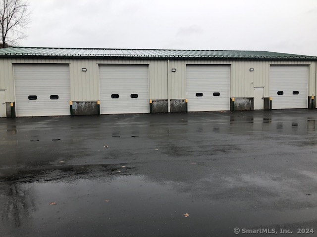 648 Sullivan Avenue Property Photo 2