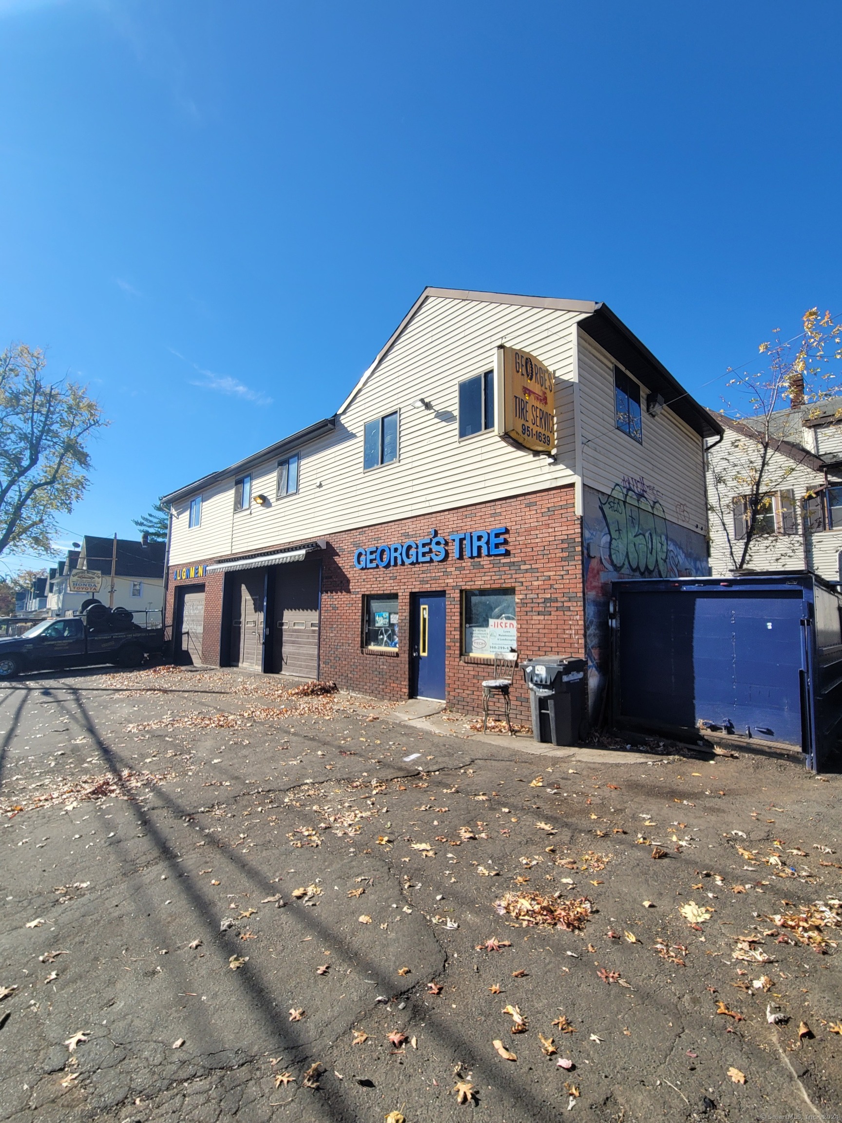 41 Hillside Avenue Property Photo 6