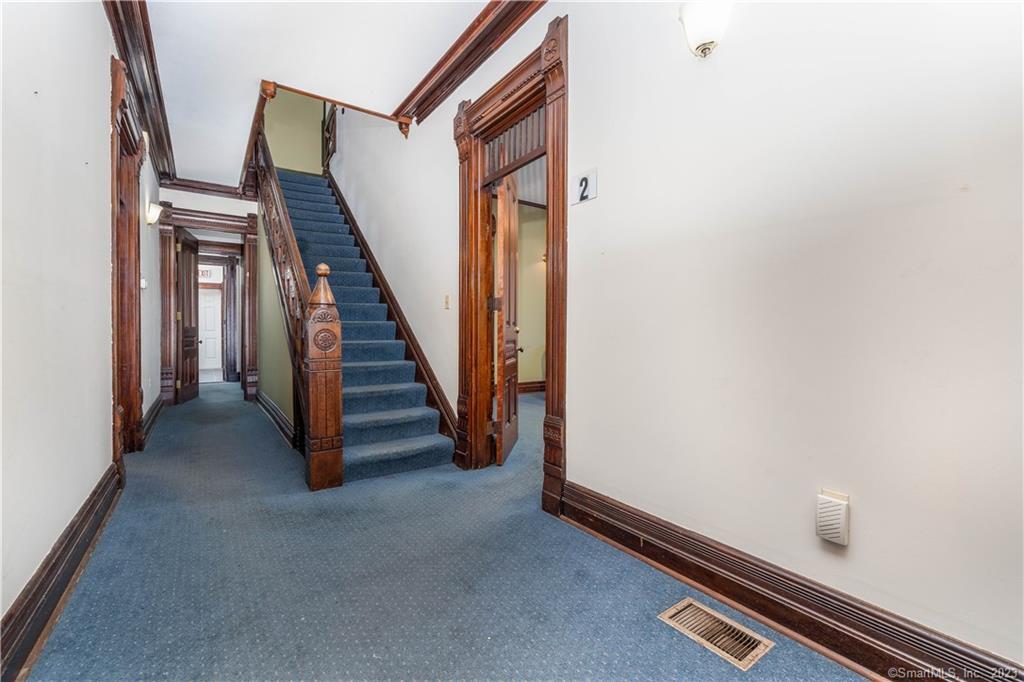 25 Court Street Property Photo 6