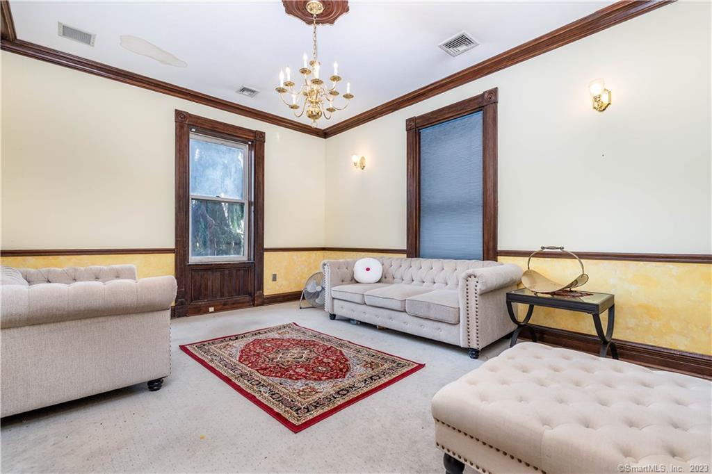 25 Court Street Property Photo 17