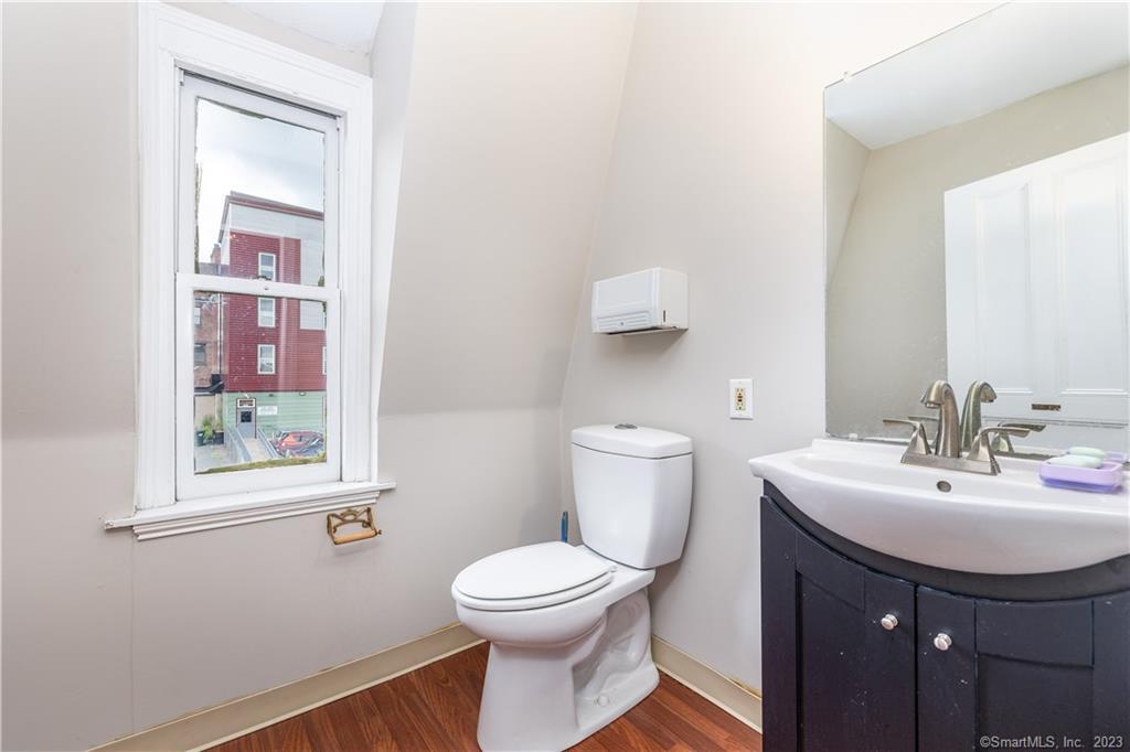 25 Court Street Property Photo 25