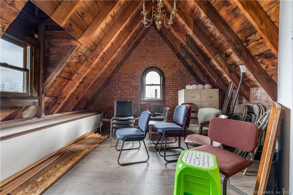 25 Court Street Property Photo 30