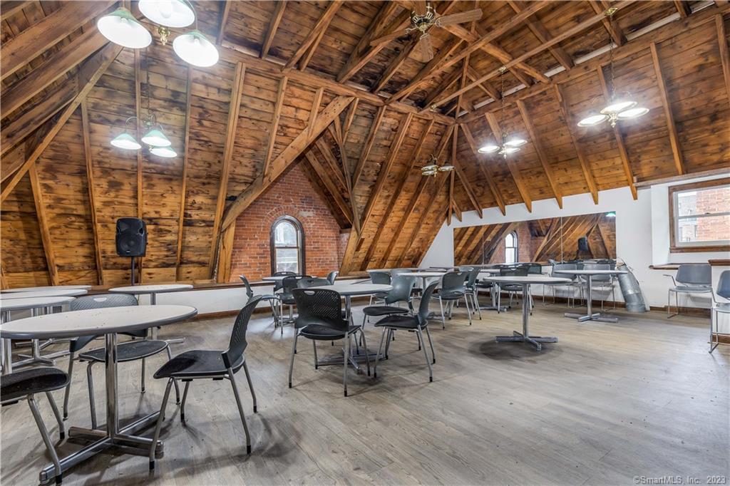 25 Court Street Property Photo 31