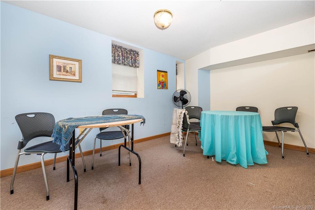 25 Court Street Property Photo 32