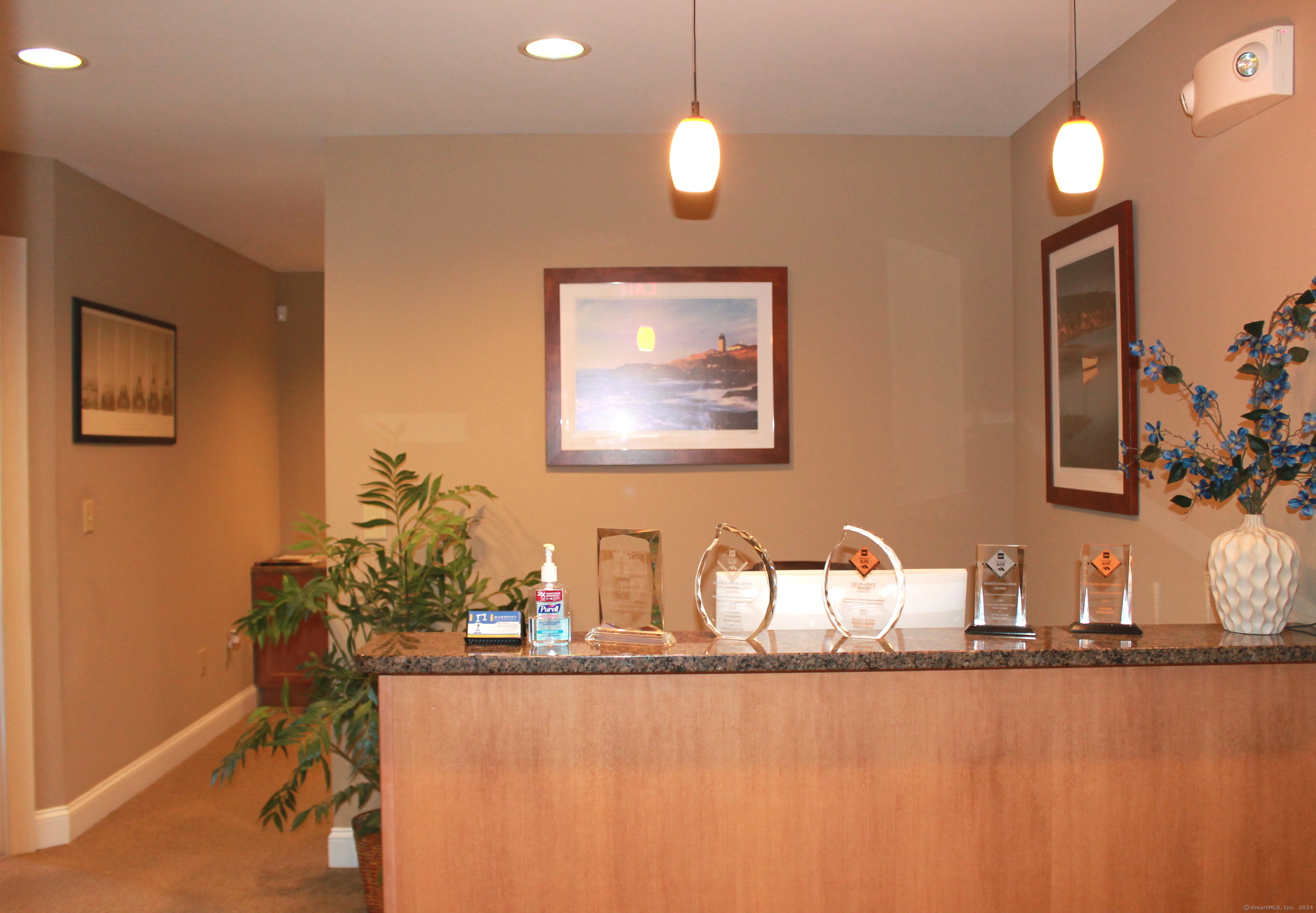 225 Oakland Ste 304 Road Property Photo 2