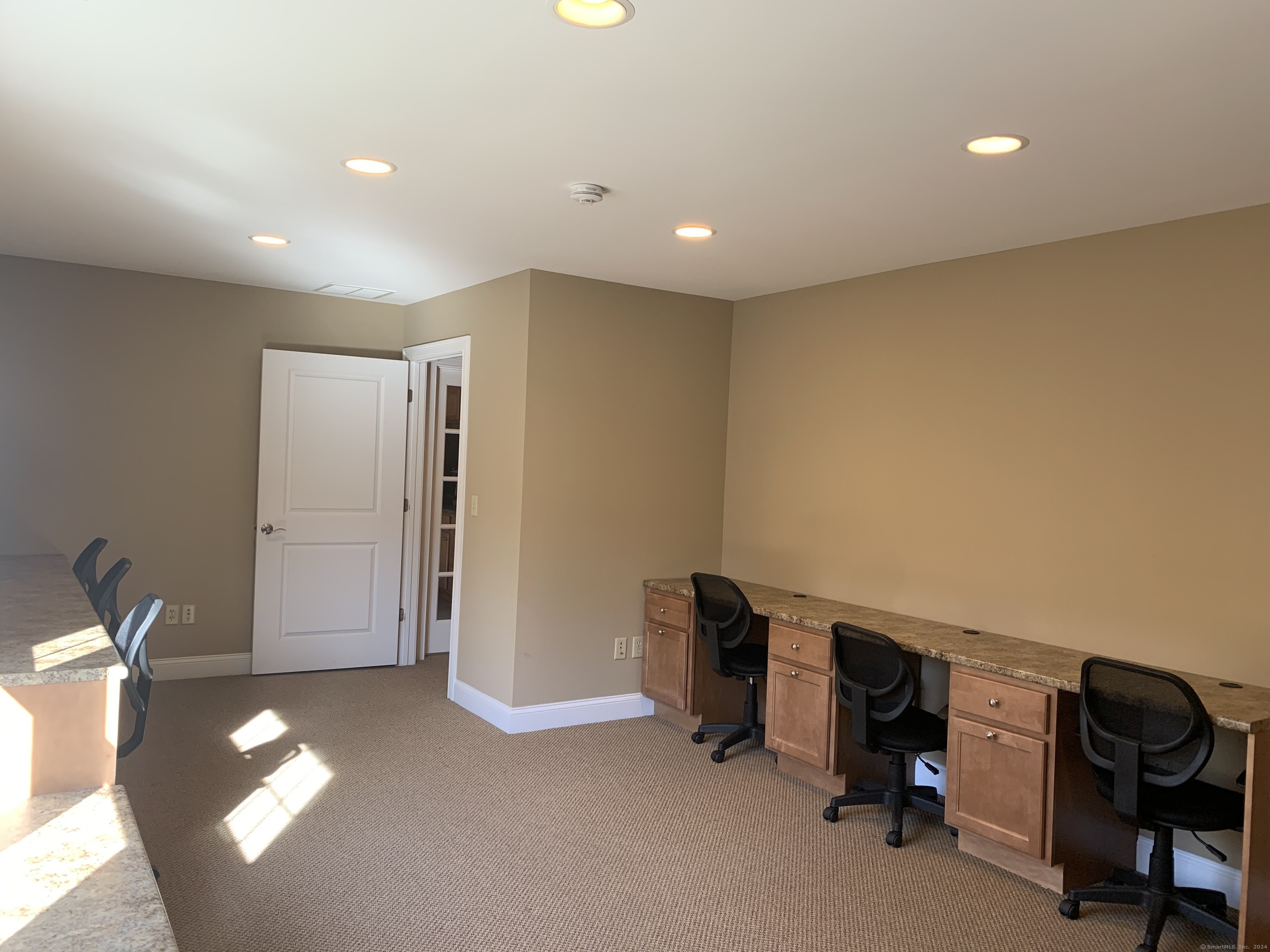 225 Oakland Ste 304 Road Property Photo 21