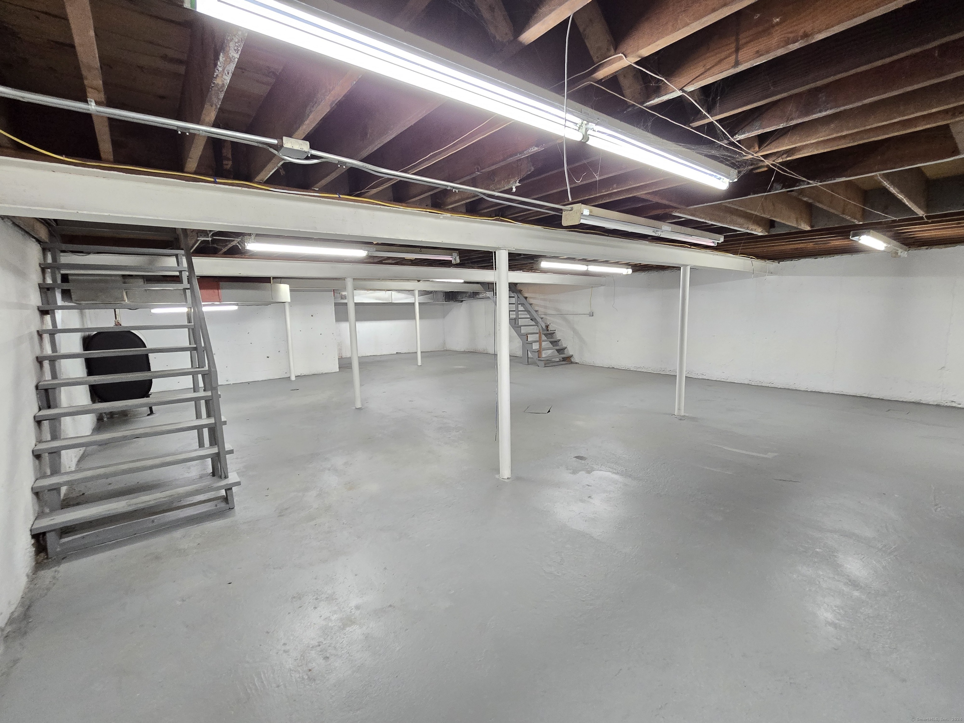 54 Lawrence St Property Photo 12