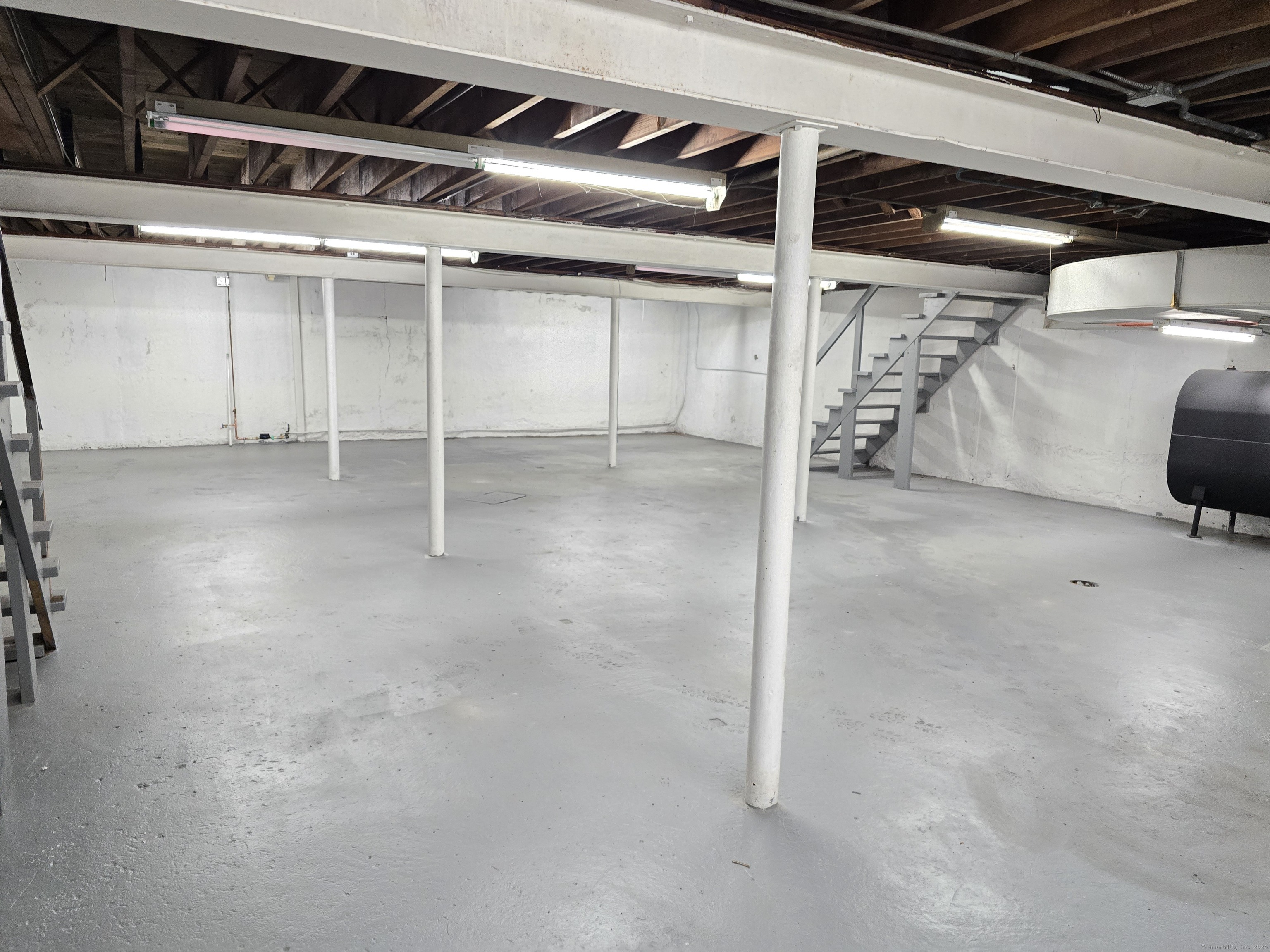 54 Lawrence St Property Photo 14