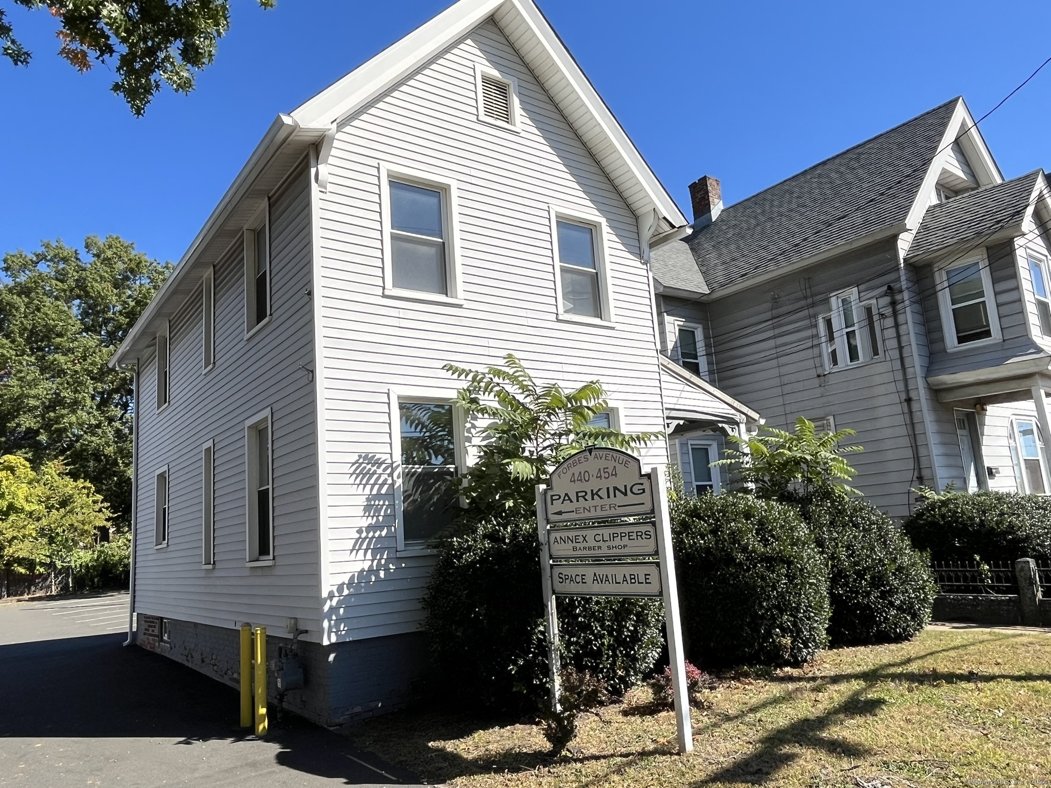 442 Forbes Avenue Property Photo 10